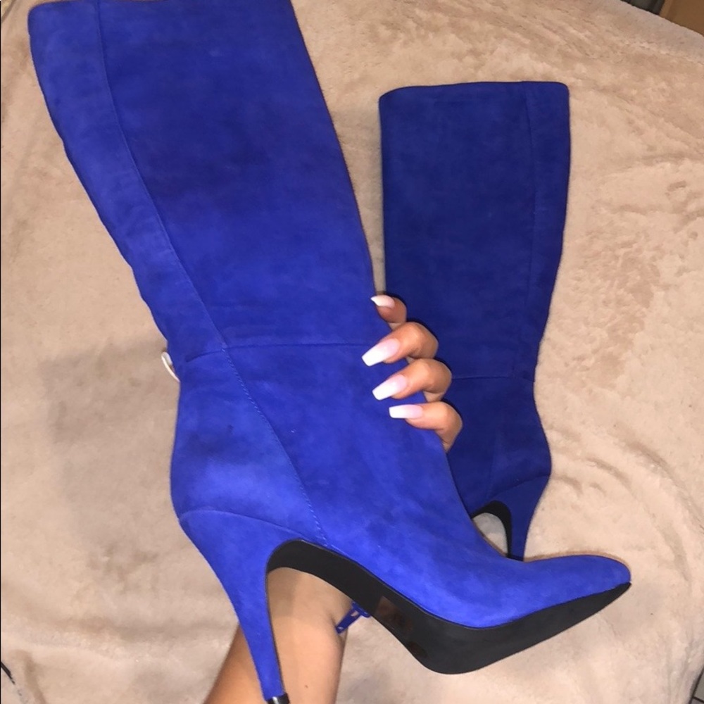 Jessica Simpson blue suede boots 💙